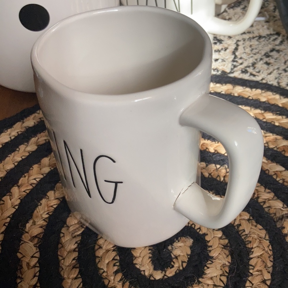 Rae Dunn Spring mug. - Picture 2 of 4